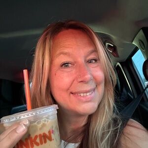 Meet your Posher, Kimberly Ann